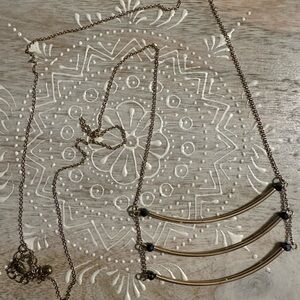 Women’s necklace